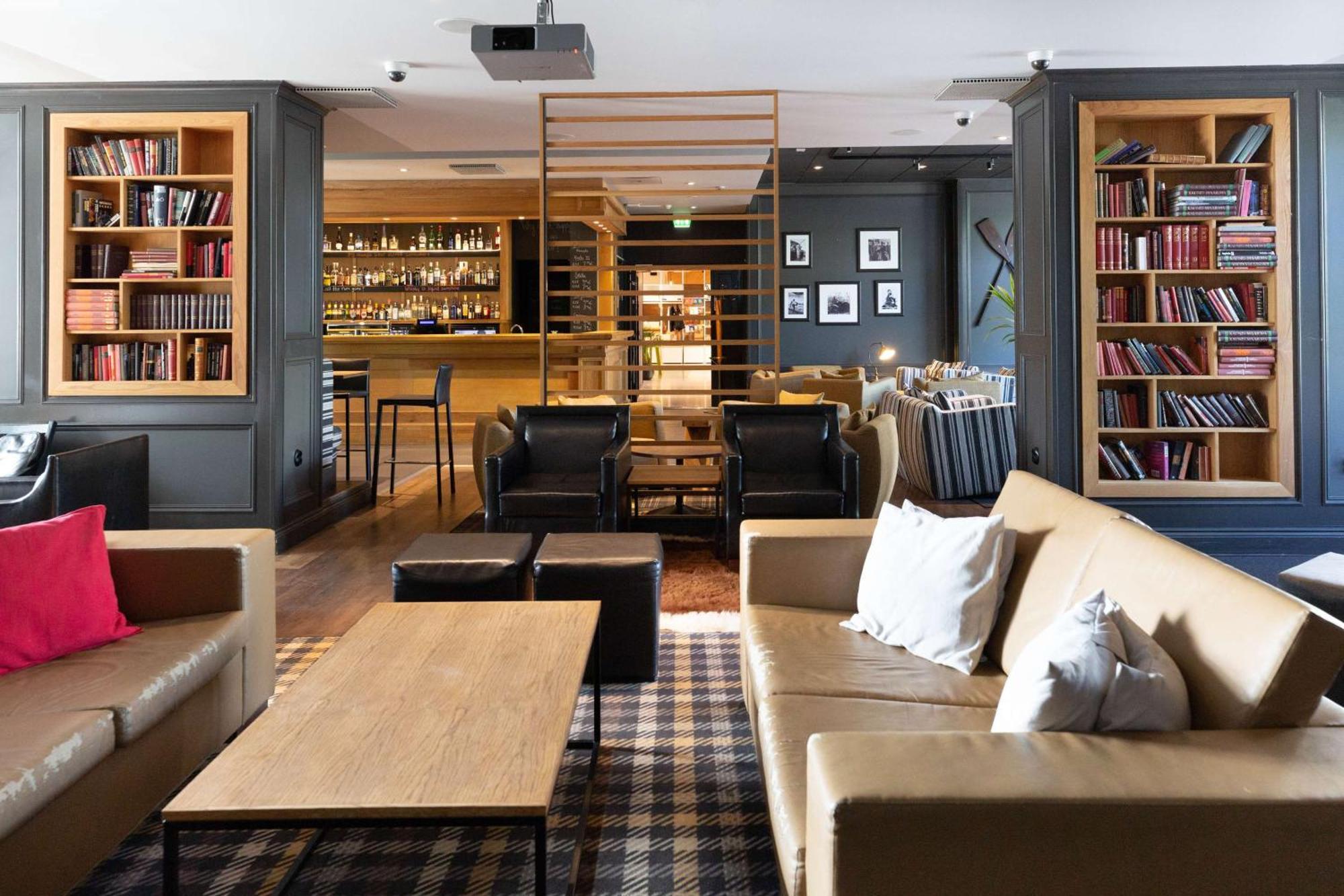 Scandic Helsinki Aviacongress Hotel 4*