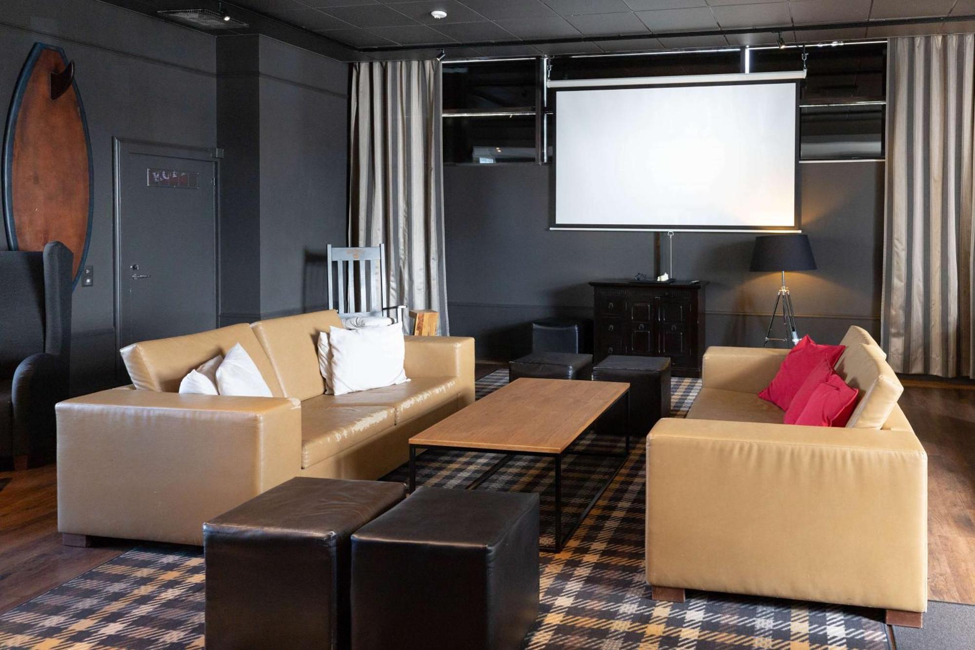 Scandic Helsinki Aviacongress 4*