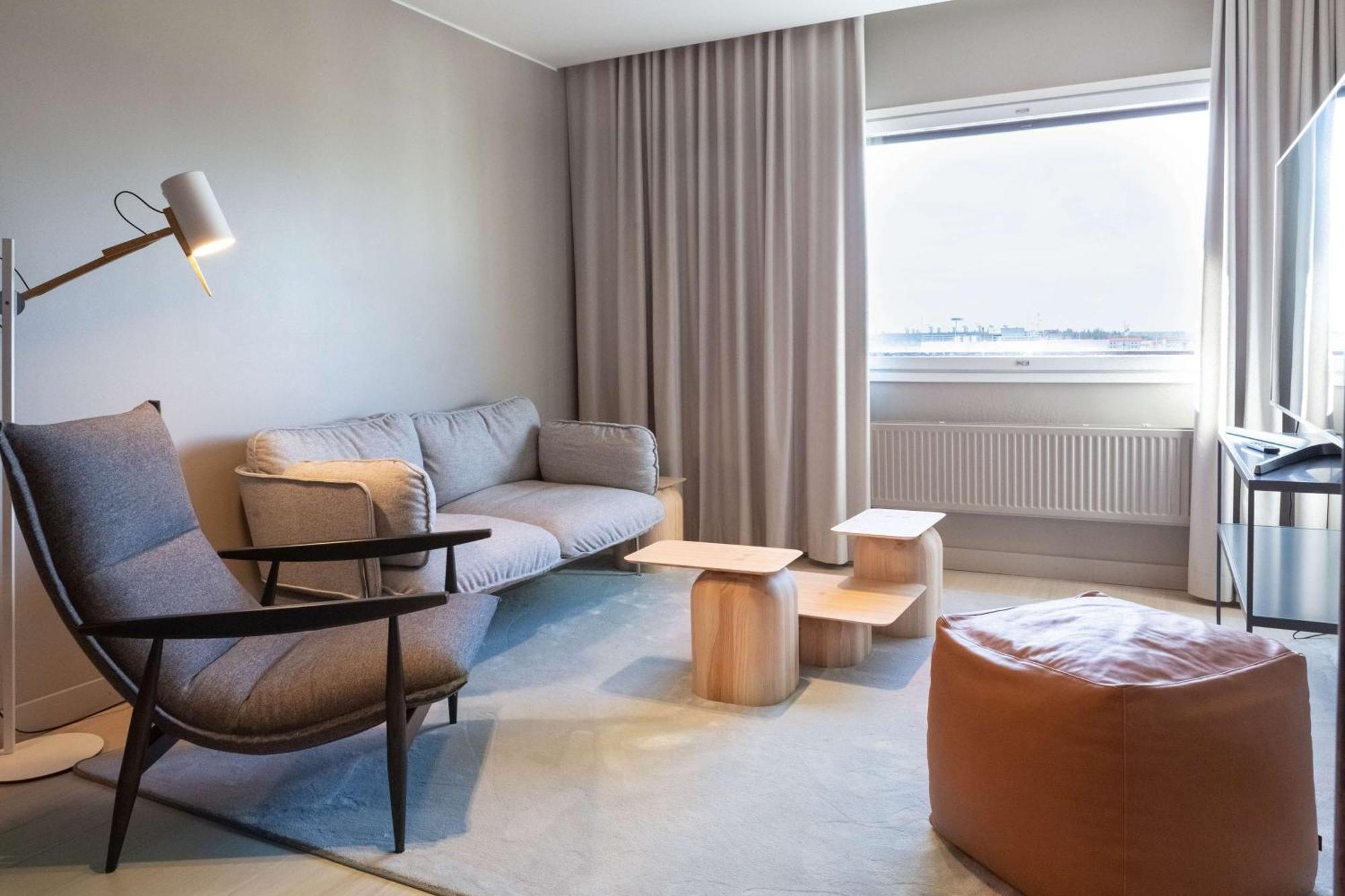 Hotel Scandic Helsinki Aviacongress 4*