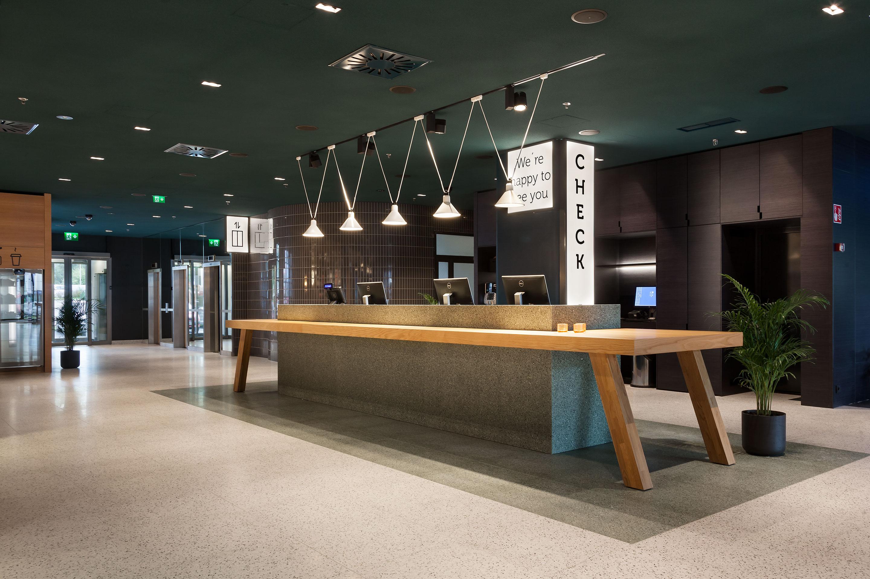 Scandic Helsinki Aviacongress Отель