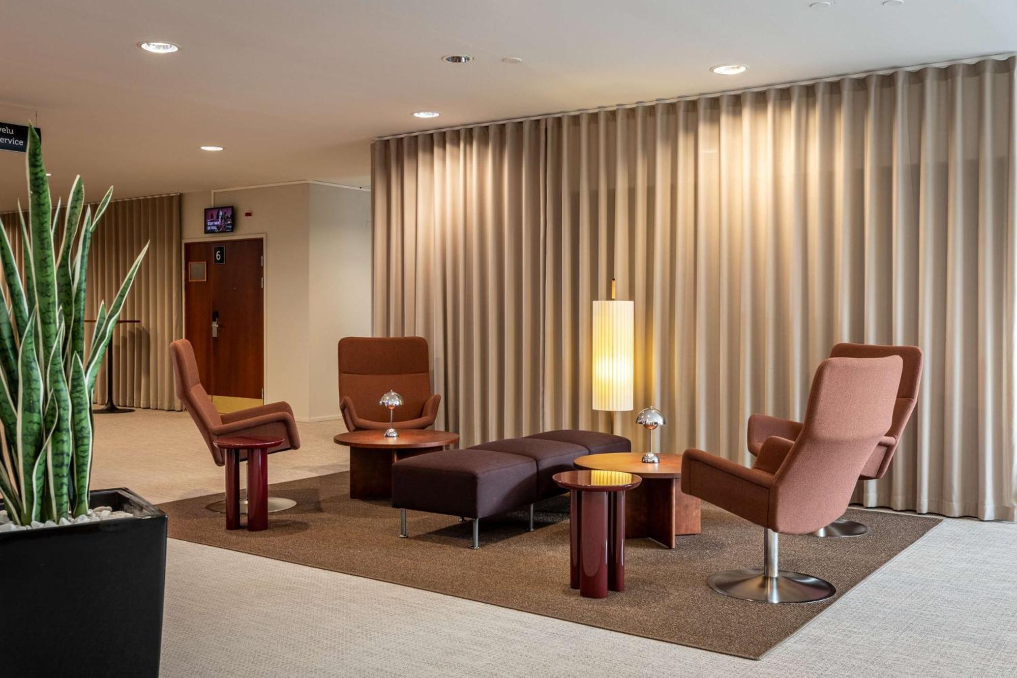 Hotel Scandic Helsinki Aviacongress 4*